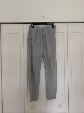 Grey Men’s Drawstring Jogger Sweatpants